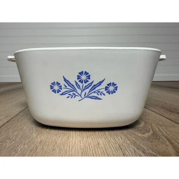 Vintage Corning Ware Blue Cornflower P-1 3/4-B Casserole Dish 1.75 qt