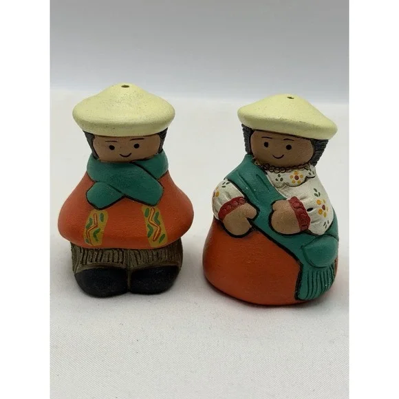 South American Couple Salt & Pepper Shaker 2 Piece Set Folk Art Hand Painted