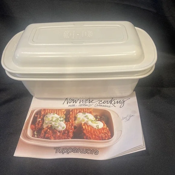 TUPPERWARE USA VINTAGE ULTRA 21 OVENWARE LOAF PAN Set Of‎ 2 - New NOS