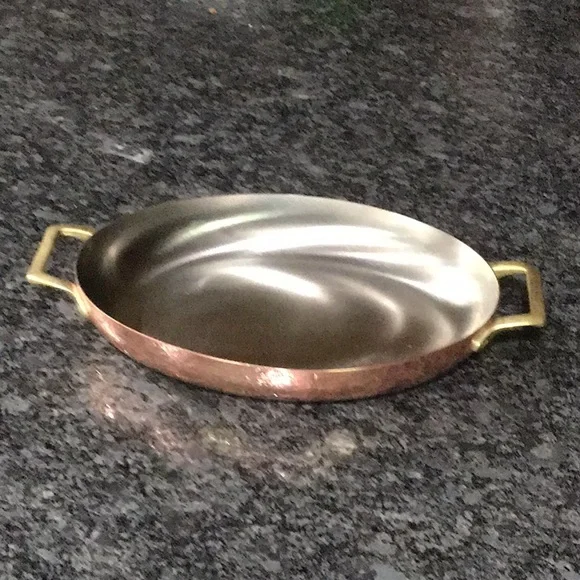 Copper pan, never used, like new 12 x 9 x 2 inches