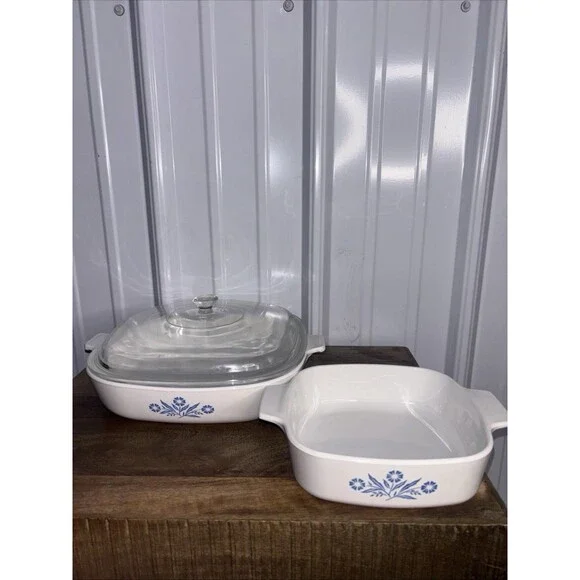 Corningware Blue Cornflower Vtg 10in Casserole Dish With Lid And 1 Qt -no Lid