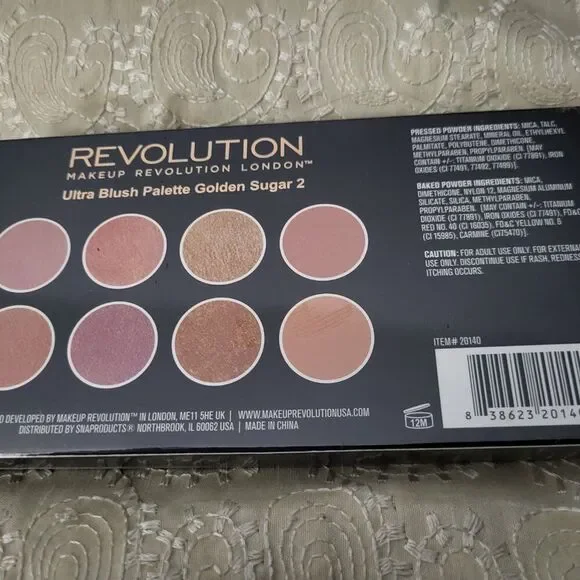 Revolution ultra blush pallet