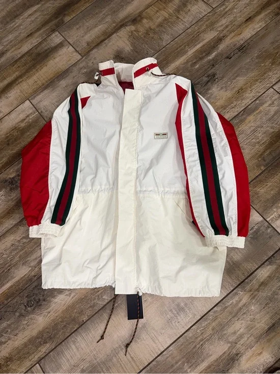 Gucci White Windbreaker with Red Sleeves and Green-Black Stripes