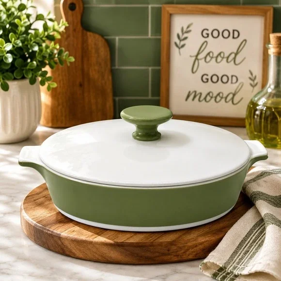 Corning Ware Avocado Green 2.5 QT Casserole Dish With Lid Retro MCM Vintage