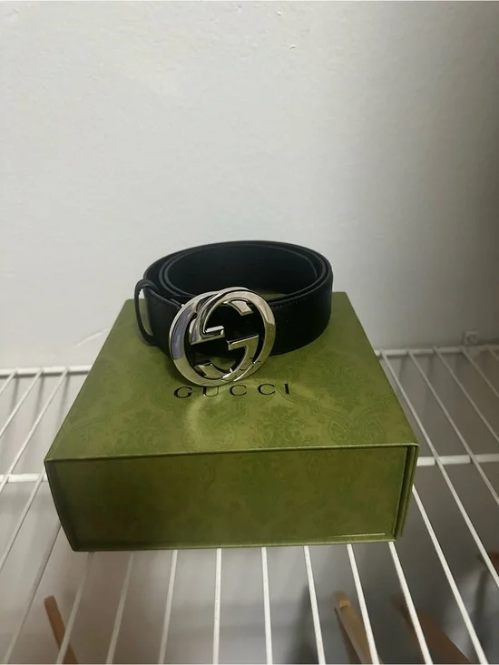 Gucci Black Leather Belt with Silver Double G Logo Buckle