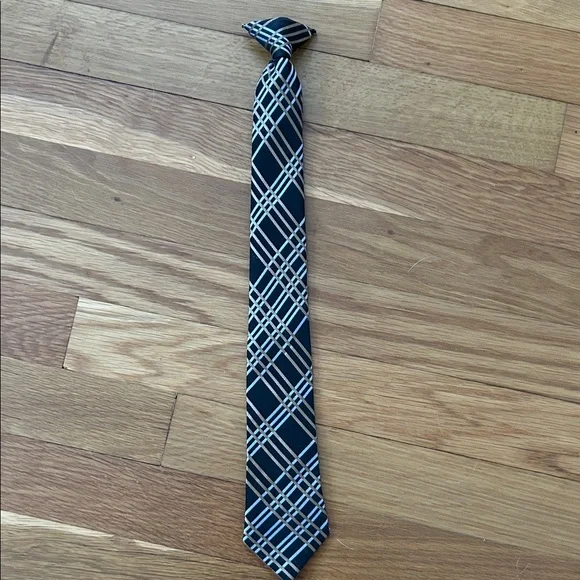 Black & gold boys clip on tie 17”