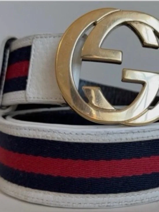 White Leather-Trim Navy & Red Stripe Men’s Belt with Gold Buckle