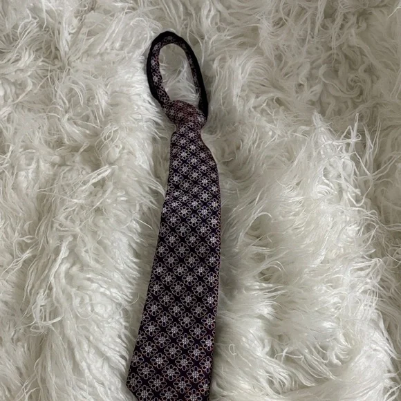 Stylish Kids Patterned Tie in Black and White (zipper adjustable)