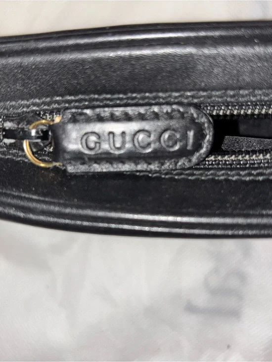 Gucci Black Leather Zip-Around Wallet