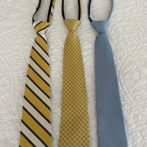 Lord & Taylor Yellow and Blue Boys Tie Collection 6-12