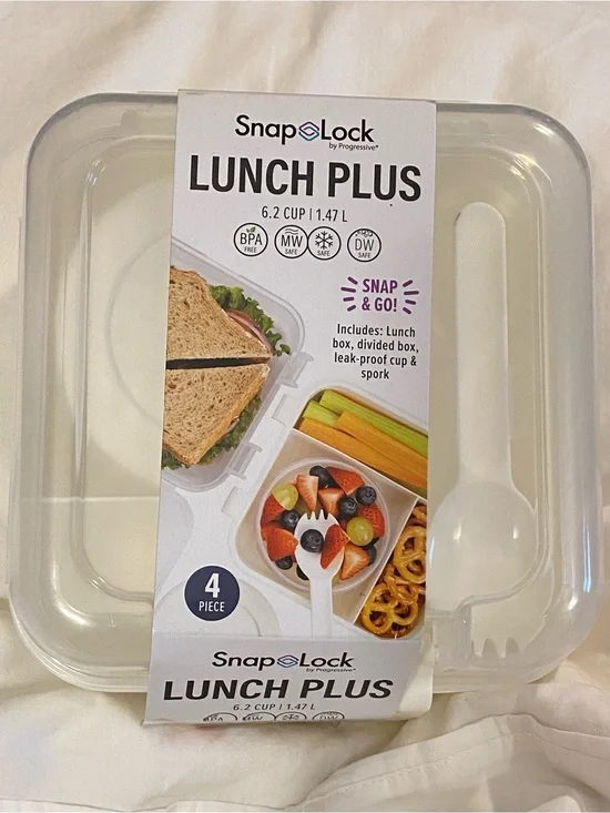 SnapLock Lunch Plus 4-Piece Lunch Box Set 6.2 Cup BPA Free New