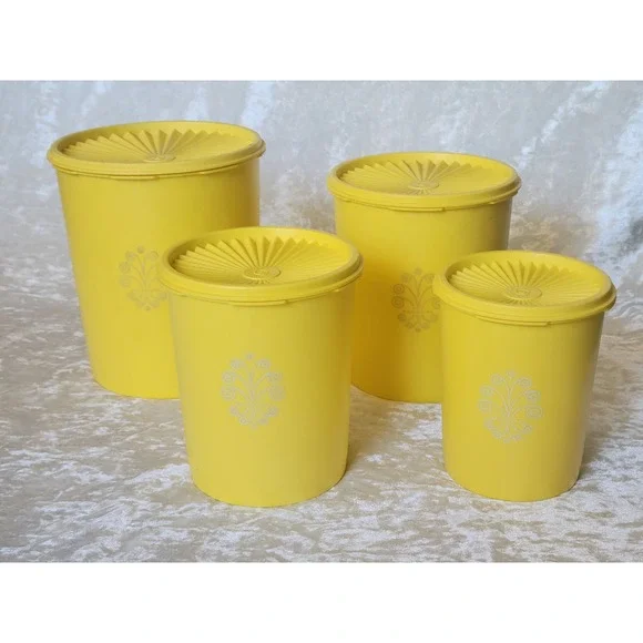 4 Vtg Tupperware Daffodil Sun Yellow Canister Set Sunburst Lids 805 807 809 811