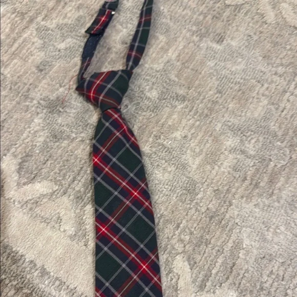 Plaid Tie in Red and Green for your little kid❤️