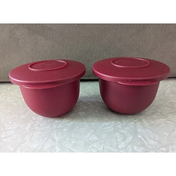 Tupperware 550ml Snack Cup Bowls with Lids Set of 2 Burgundy Red 3621B-5