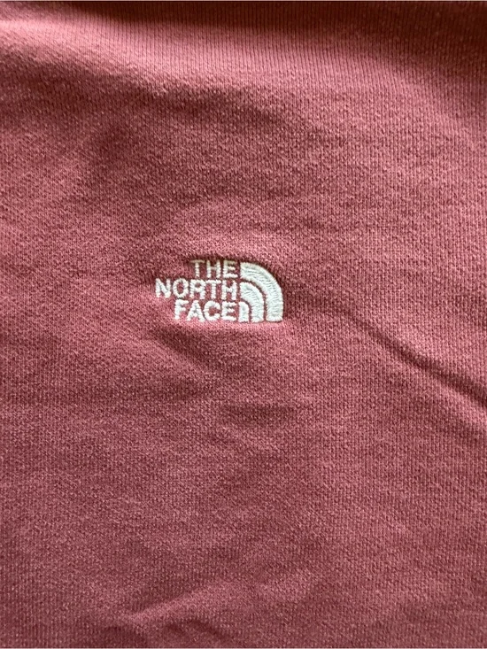 The North Face Unisex Crewneck Sweatshirt in Dusty Rose