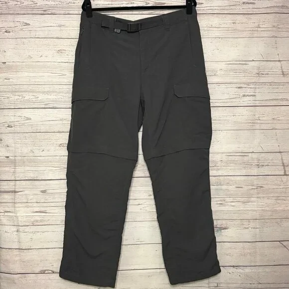 The North Face Convertible Utility Pants/Shorts Large‎