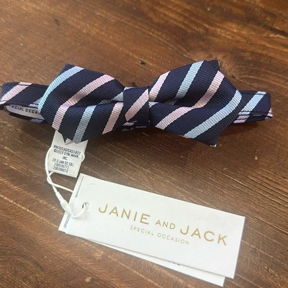 Janie and Jack Bow tie 💙