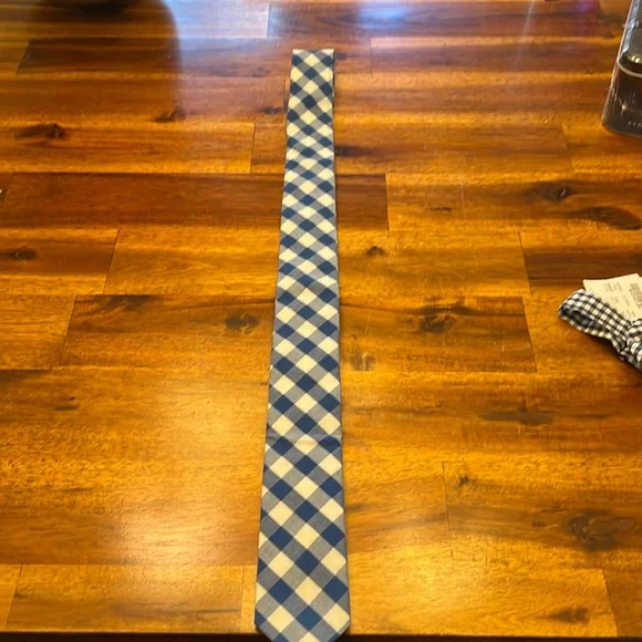 Boys JCREW Crewcuts tie, length: 42 inches
