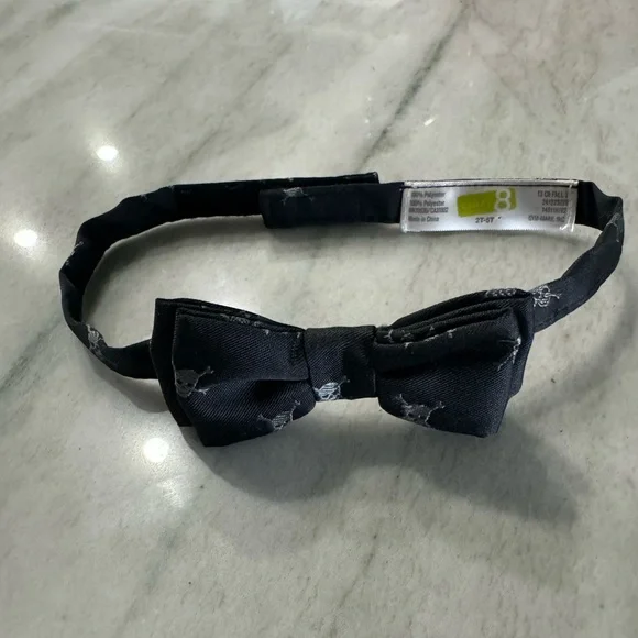 Adorable toddler bow tie