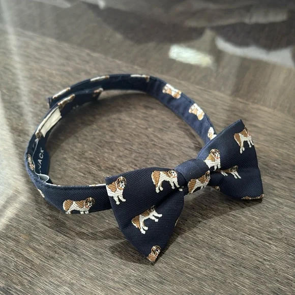 Janie & Jack bow tie- navy w/ dogs