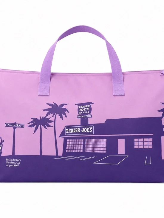 Trader Joe’s Pasadena 1967 Insulated Cooler Tote Bag Purple Zip Beach Picnic