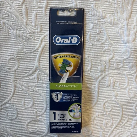 Oral-B FlossAction Replacement Brush Heads (1 Count)-Bacteria Guard Bristles
