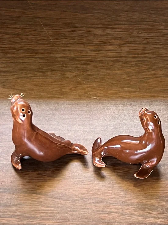 Vintage Brown Ceramic Sea Lion Salt and Pepper Shakers - Made in Japan