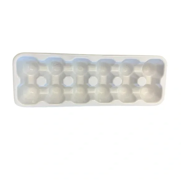 WORLD MARKET vintage white ceramic 1 dozen egg carton / tray / holder