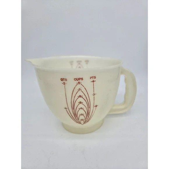 Vintage Tupperware Mix N Store 8 Cup 2 Quart Measuring Batter Bowl No Lid USA