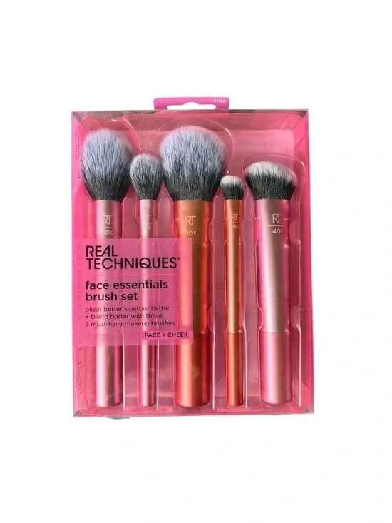 Real Techniques 5 Piece Face Essentials Brush Set NEW!