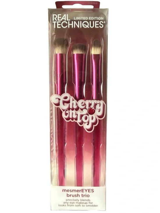 Real Techniques Cherry On Top MesmerEYES Brush Trio - Pink