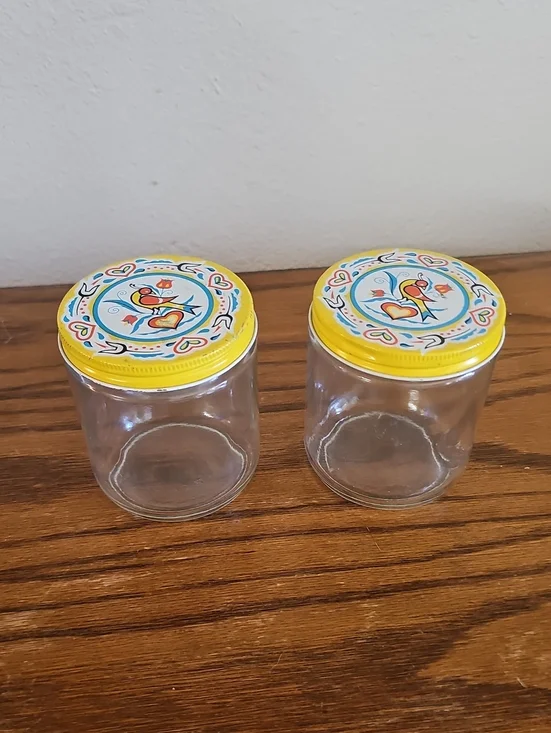 Set of 2 Vintage Clear Glass Jars with Yellow Decorative Lids Tote 8