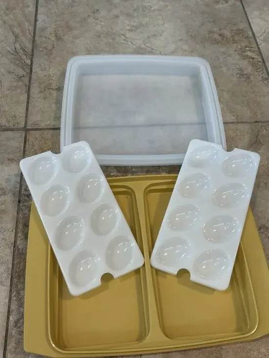 Tupperware Egg Keeper Carrier Complete Inserts Harvest Gold Deviled Egg Tray