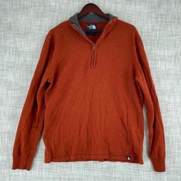 The North Face Mens Size L long sleeve pullover sweatshirt 3062