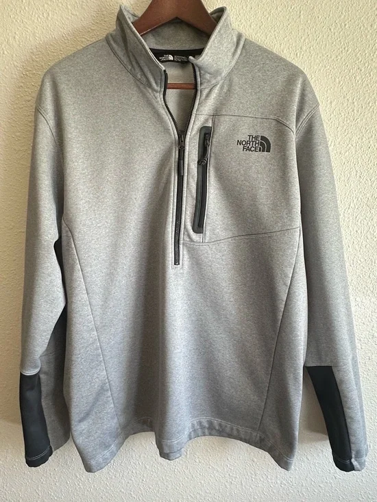 The north face men’s XL grey quarter zip