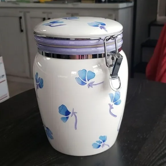 Vtg Inspirado Stonelite Floral Stoneware Crock Canister with Sealed, Latched Lid