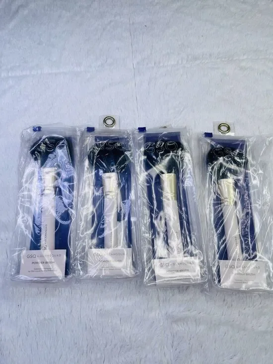 GSQ by Glamsquad Powder Brush Cosmetics Makeup Bundle Set Lot of 4 New