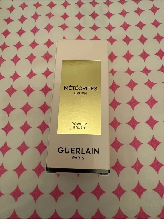 NWT GUERLAIN Météorites Powder Brush - Gold & Cream Packaging