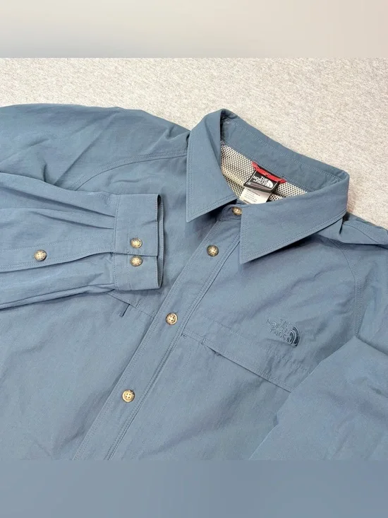 The North Face Mens M Blue Summit Series Button Up Long Sleeve Shirt Outdoors