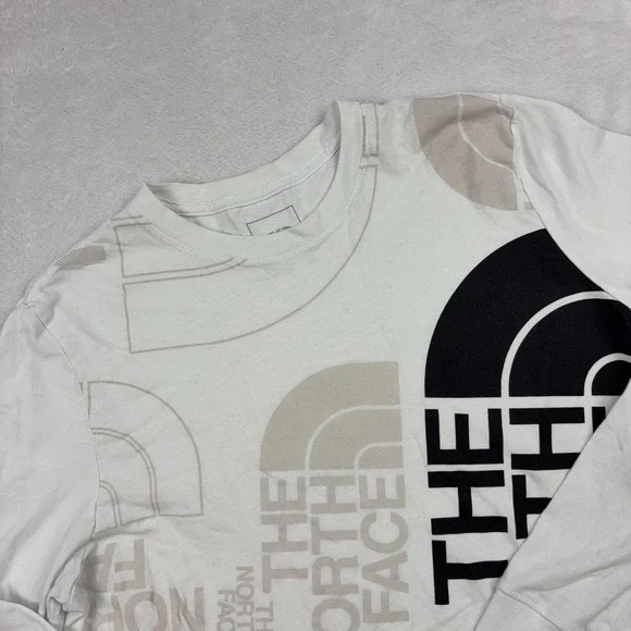 The North Face Reg. Fit Long Sleeve T-Shirt Womens M White Graphic Logo