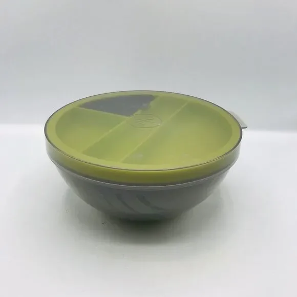 Pampered Chef Salad Bowl Green Grey Career, Preppy, Lunch Prep, Traditional