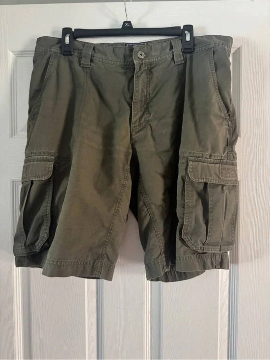 Men's North Face Olive Cargo Shorts
