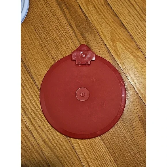 Vintage Tupperware Replacement Red Mix-N-Store Lid Seal 696 w Pour Spout 697 7