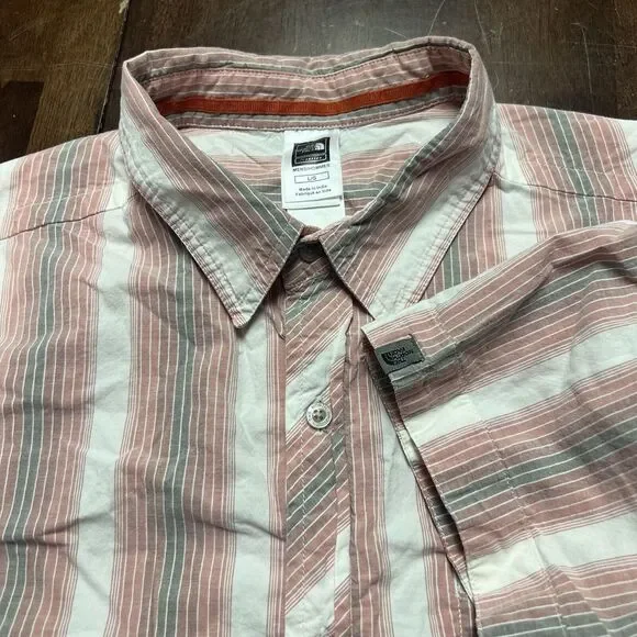 North Face Mens L‎ Button Preppy Stripe Shirt Pink Short Sleeve Hiking Camping