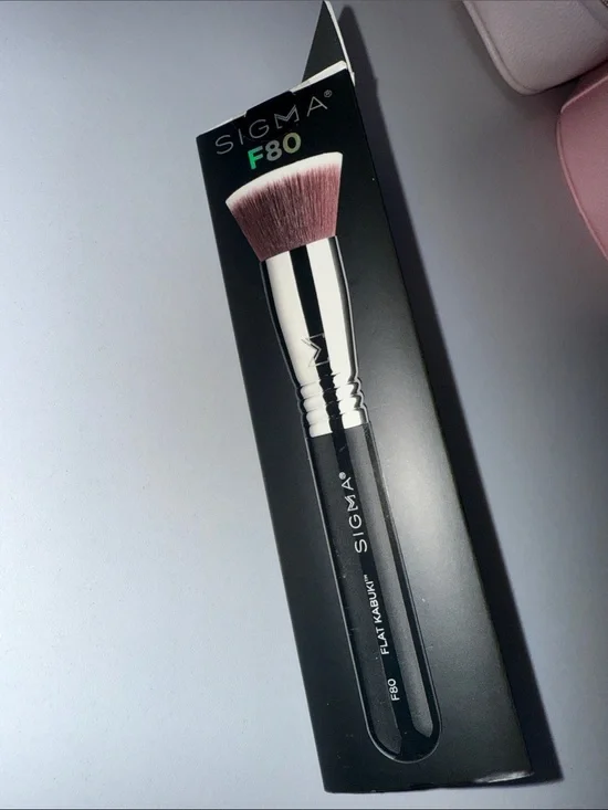 Sigma Beauty F80 Flat Kabuki Brush