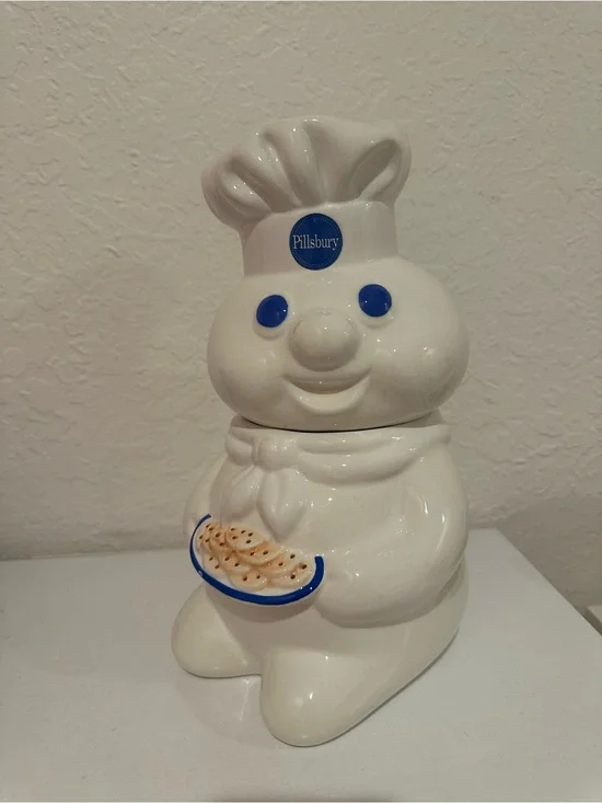 Ceramic Pillsbury Doughboy Cookie Jar - plate of cookies