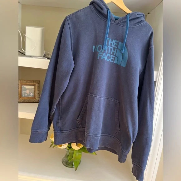 The North Face Graphic Men’s Hoodie Sz LG