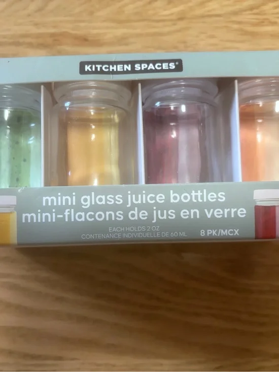 Kitchen Spaces Mini clear Glass Juice Bottles - Set of 8