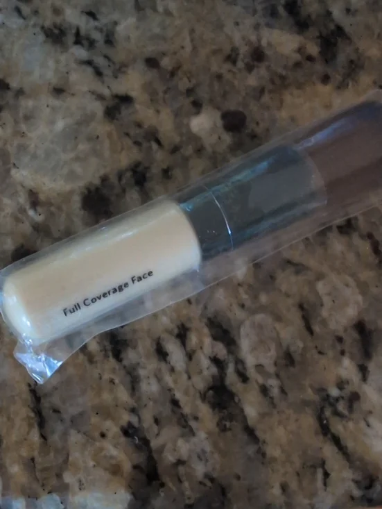 NEW Bobbi Brown Full Coverage Face Makeup Brush