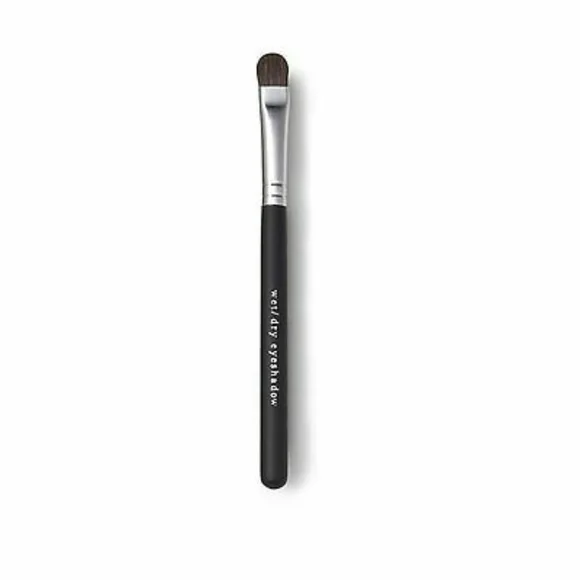 6/23 BARE ESCENTUALS  SHADOW BRUSH
